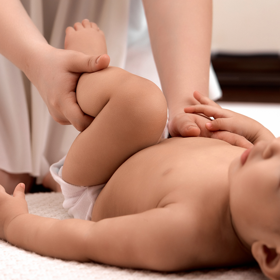 Ateliers parentalité à Lille : Atelier Parent-Bébé : Soulager les maux de ventre de bébé (0-12 mois)