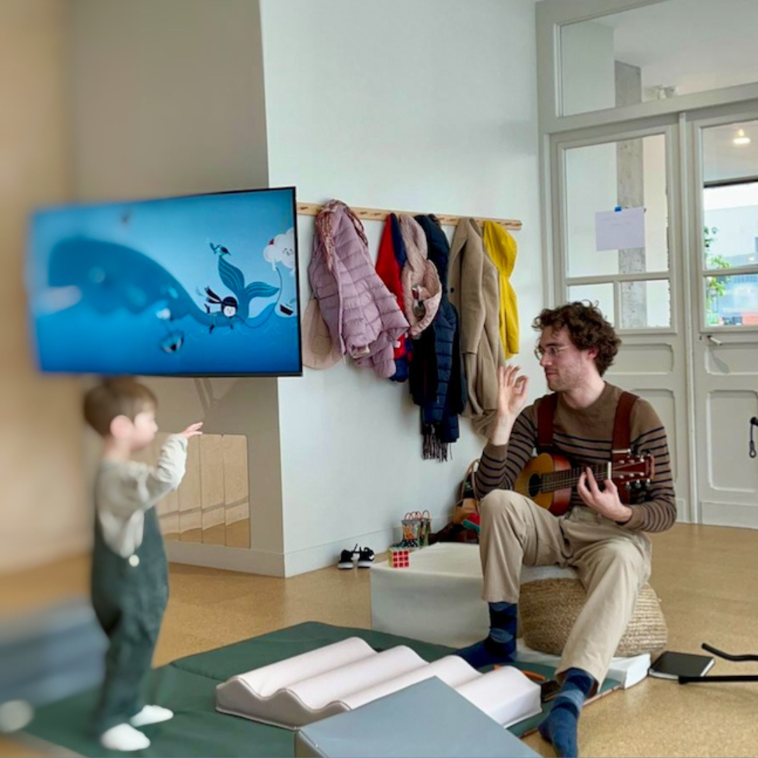 Ateliers parentalité à Lille : Contes pour enfants : une cuillère, un tigre et un arc-en-ciel (2-5 ans)